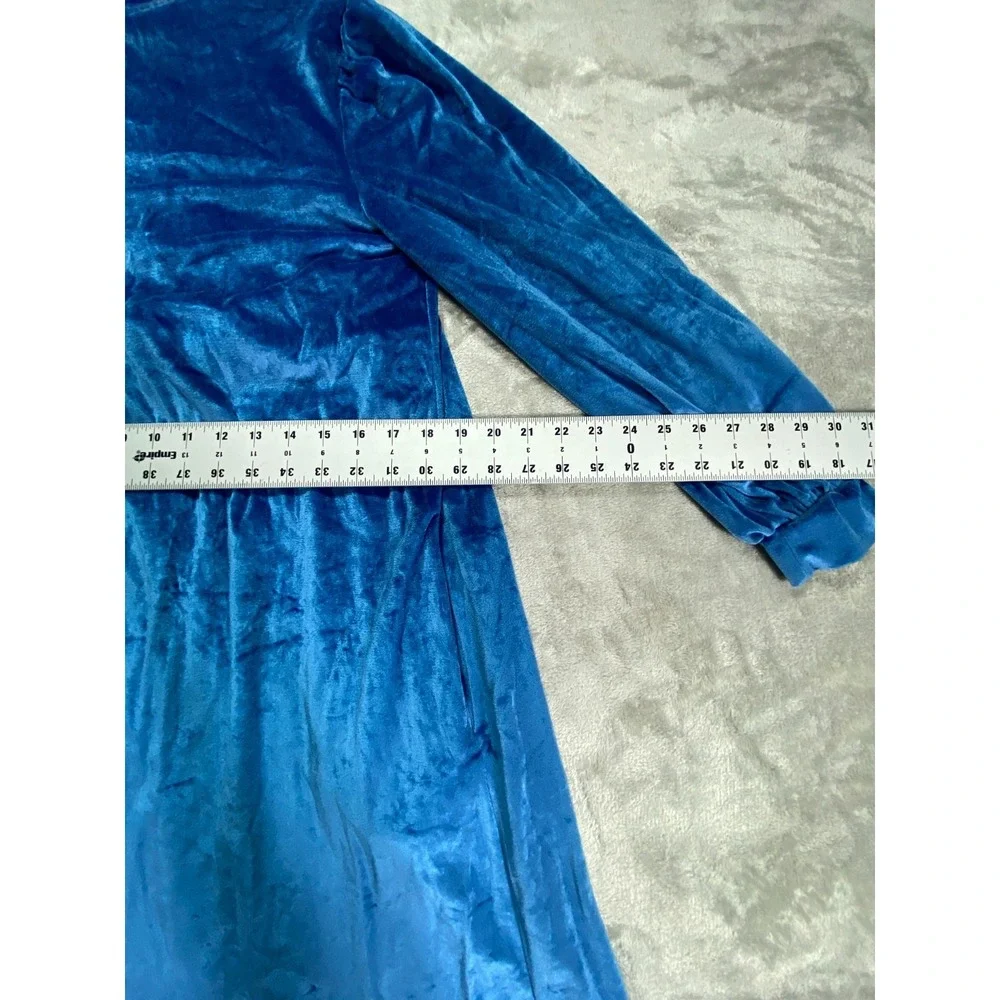 Vintage Gilligan O'Malley Maxi Robe Womens L Blue Velvet‎ Embroidered Nightgown